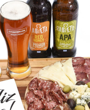 tabla picada con cerveza rabieta